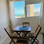 Apartamento Novo, Com Vista Para O Mar E Pe Na Areia!